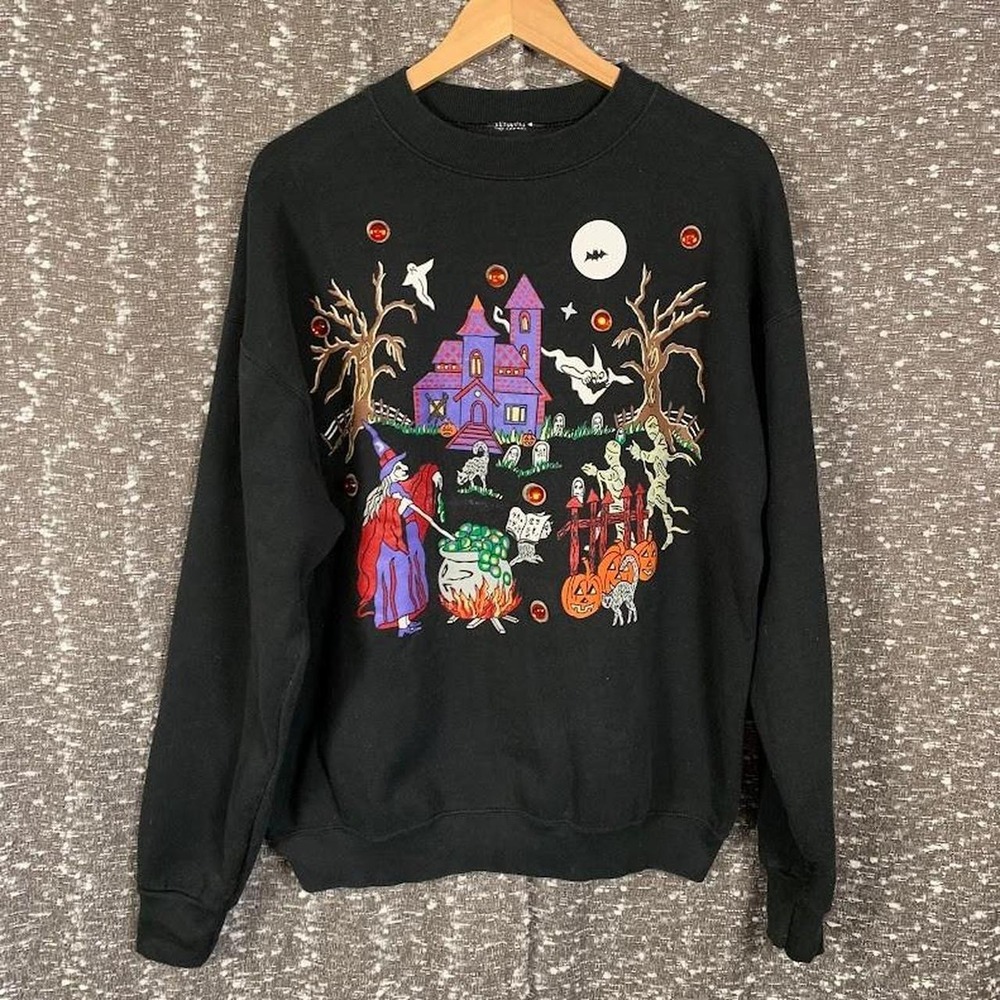 Vintage Halloween Pullover Sweatshirt Black Beaded Haunted House Witch